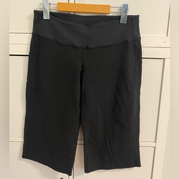 Cropped Yoga Pants - Picture 1 of 4